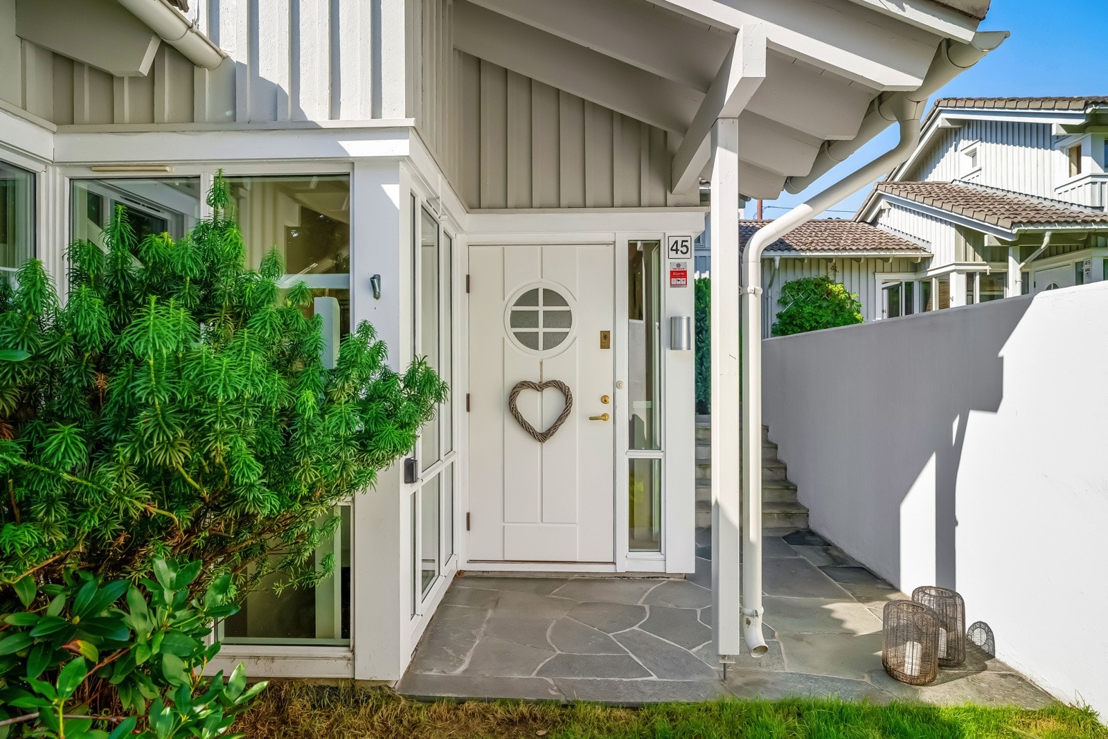 Inngangsparti med skifterheller Galleribilde