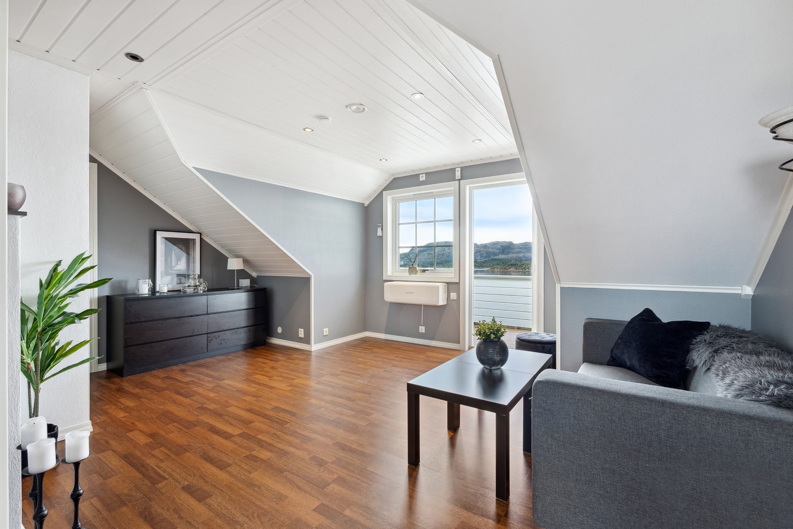 Praktisk loftstue - Installert varmepumpe også her. Galleribilde