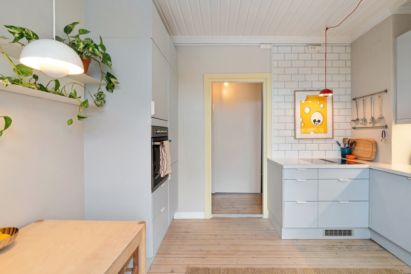 Felles varmtvann i bygget. Varmtvann er inkludert i felleskostnadene. Galleribilde