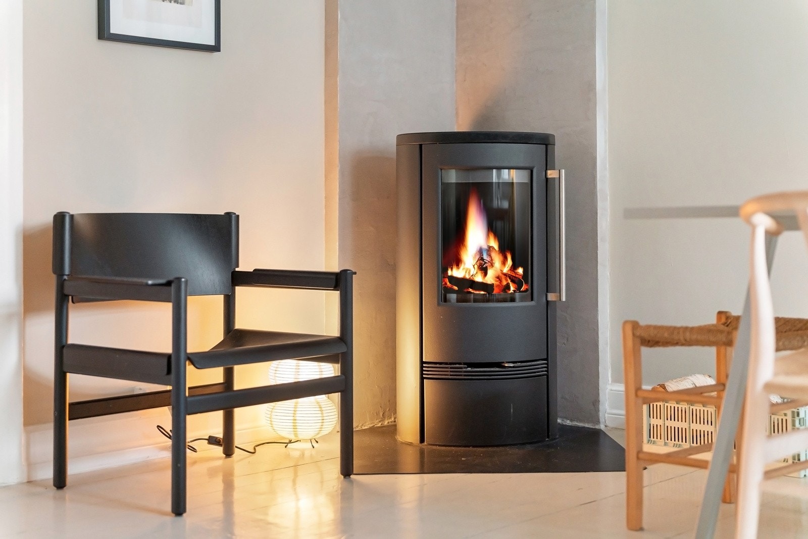 Peisovn(montert i 2020) med glassfelt som gir godt med varme på kalde dager. Galleribilde