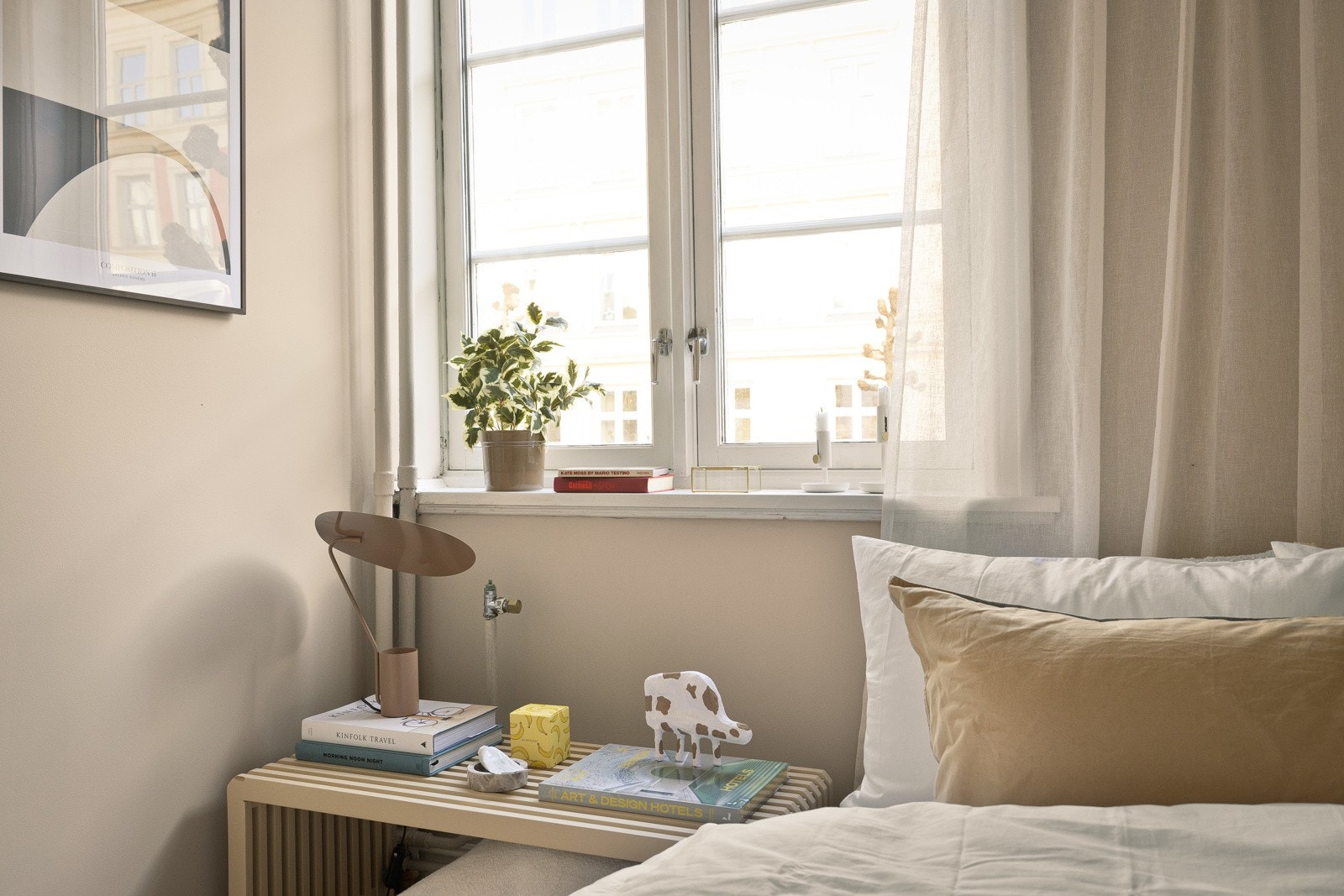 Rommet har plass til en dobbeltseng. Galleribilde