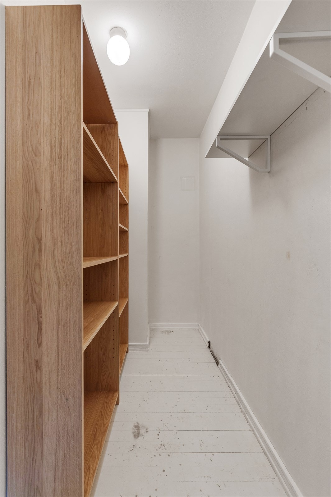 Innvendig bod Galleribilde