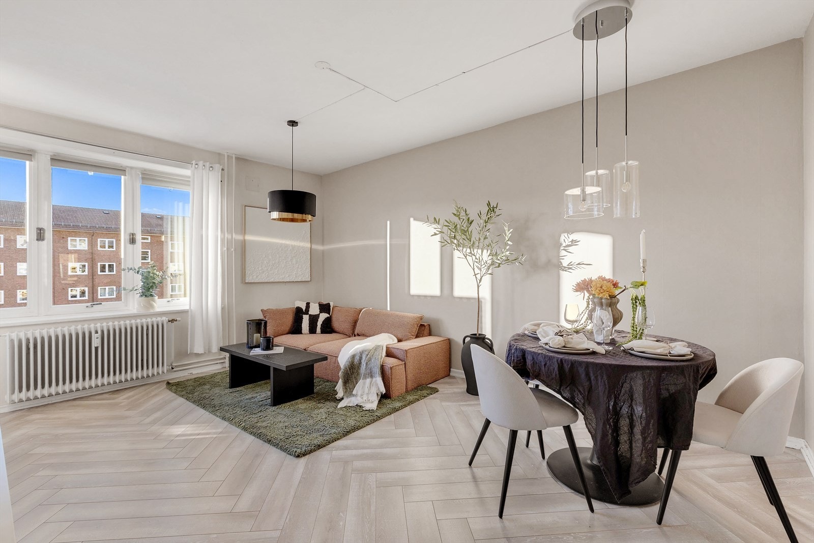 Velkommen til Ola Narr 20 presentert av Vetle Rødje v/Nordvik Grünerløkka Galleribilde