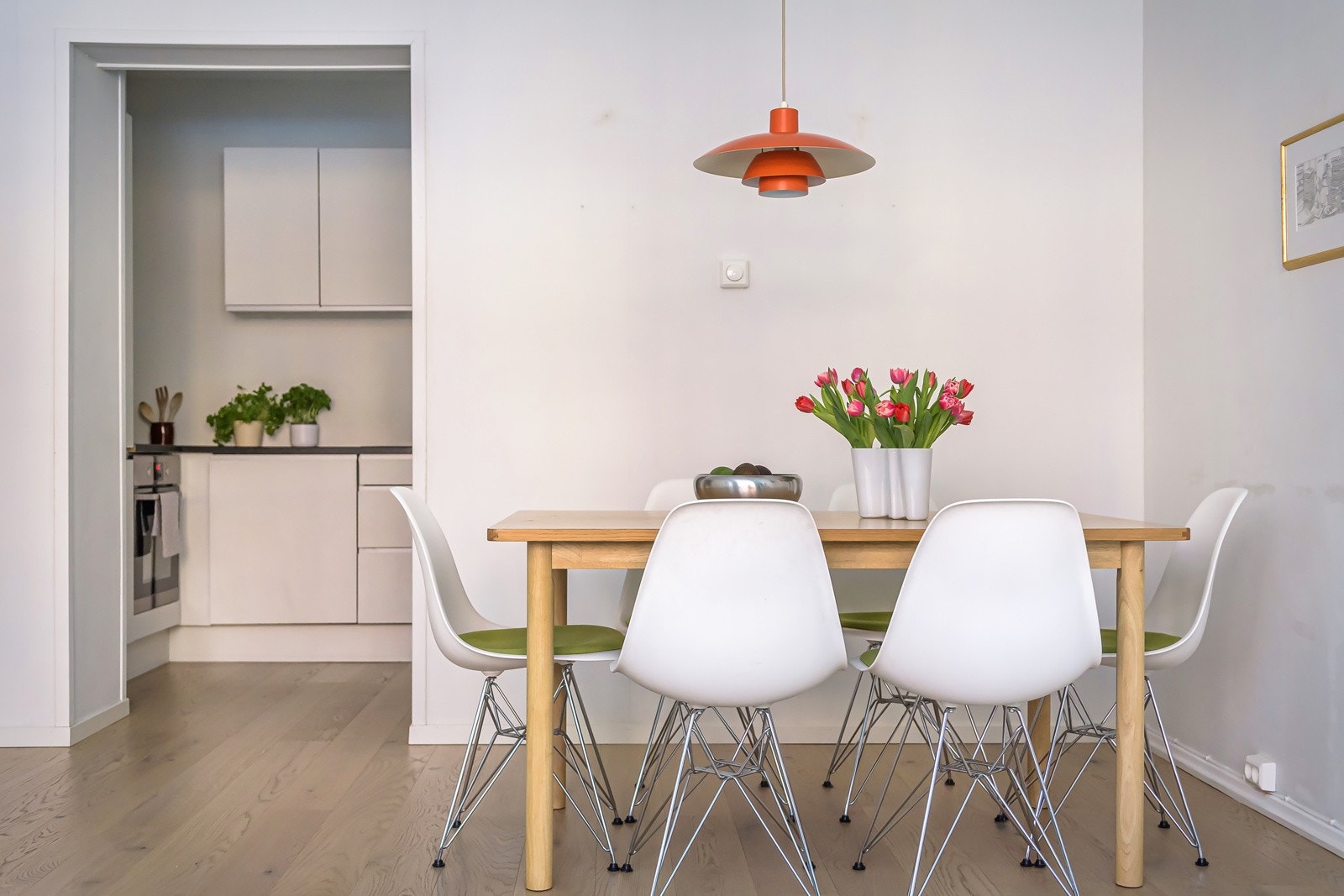 Her kan man invitere både venner og familie til hyggelig lag! Galleribilde