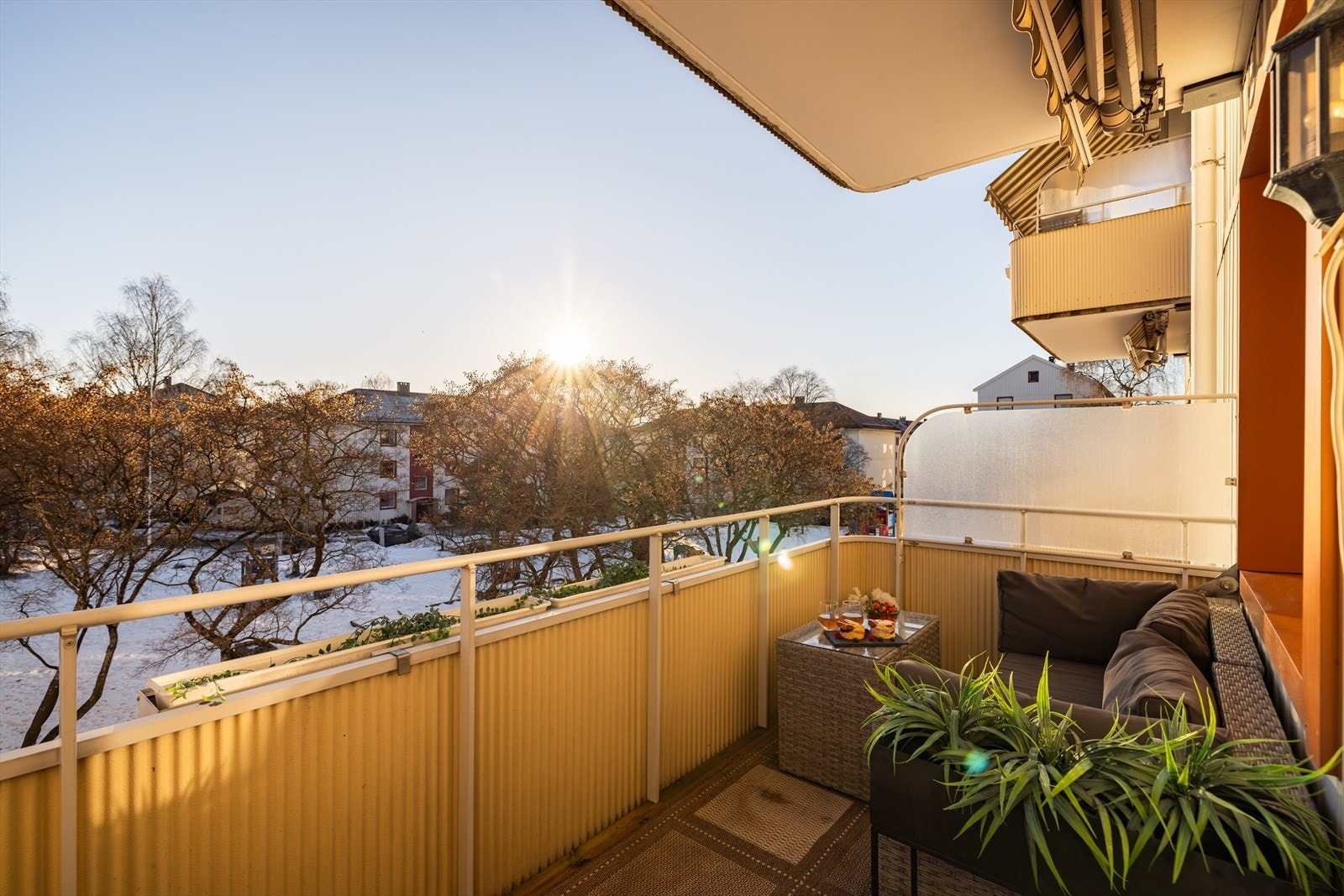 Caroline Ephraim v/Nordvik har gleden av å presentere meget tiltalende 3-roms leilighet i Etterstadsletta 39A! Galleribilde