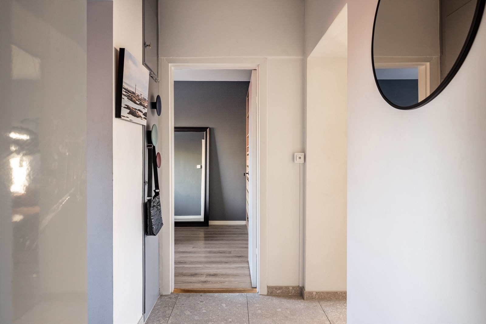 Det er dørcalling som sikrer enkel og trygg innslipp av besøkende Galleribilde