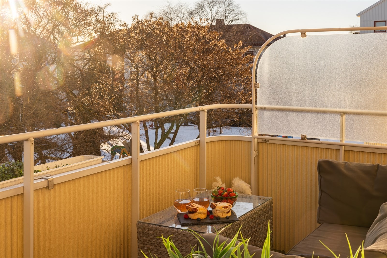 Her bor du rolig og tilbaketrukket med kort vei til alt sentrum har å by på Galleribilde