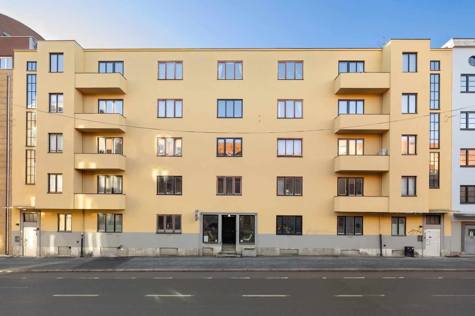 Leiligheten har en attraktiv og sentral beliggenhet på Torshov med nesten alt av fasiliteter innen kort gangavstand. Galleribilde