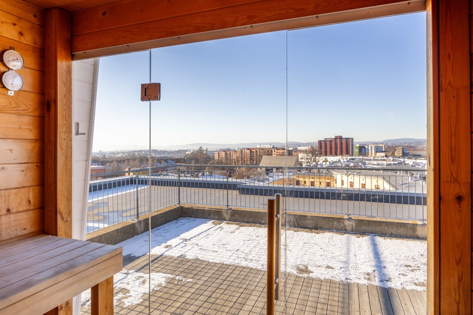 Felles badstue på takterrassen. Galleribilde