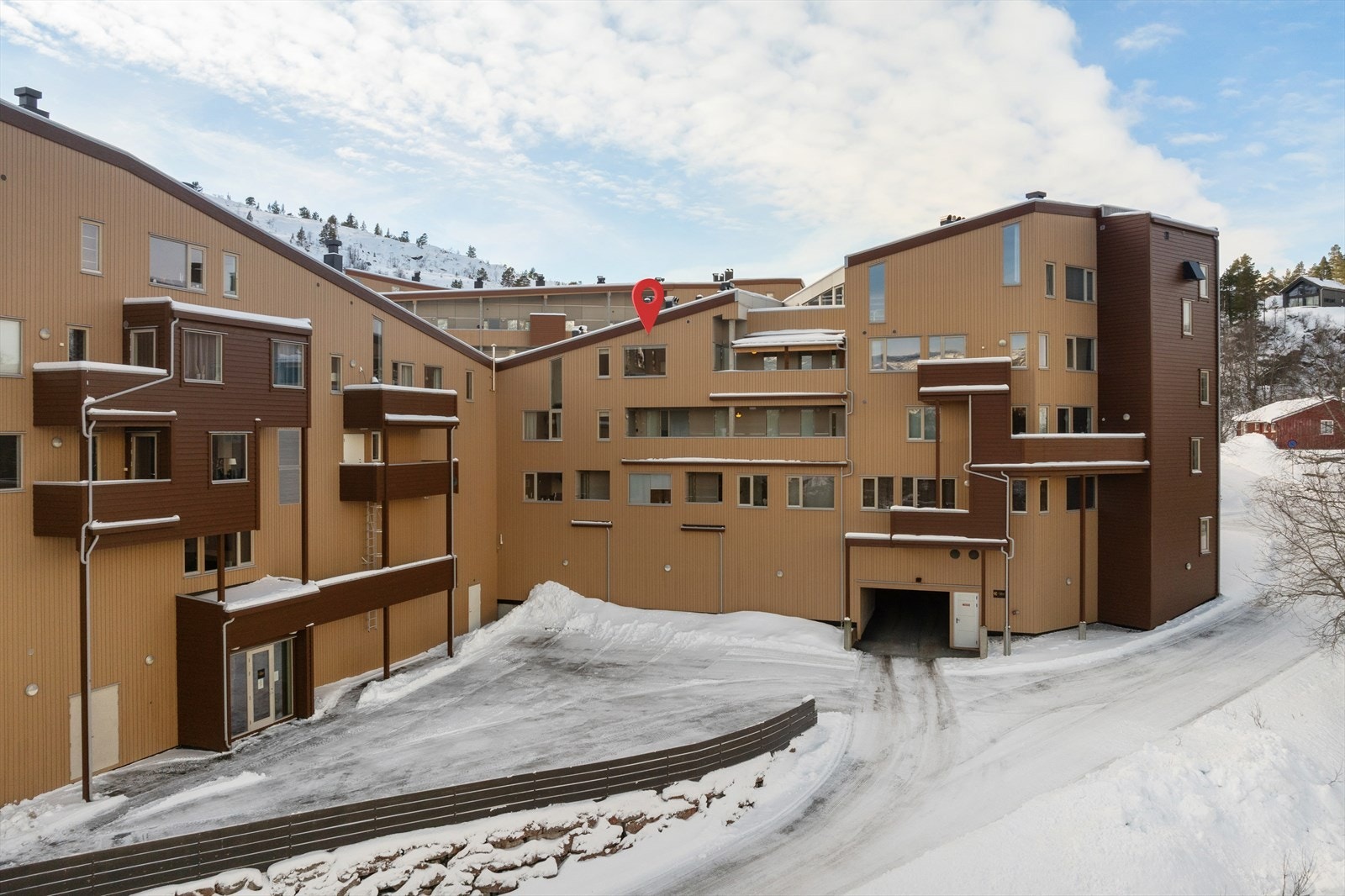 Liten kjøretur på ca. 10 minutter til Røldal skisenter. Galleribilde