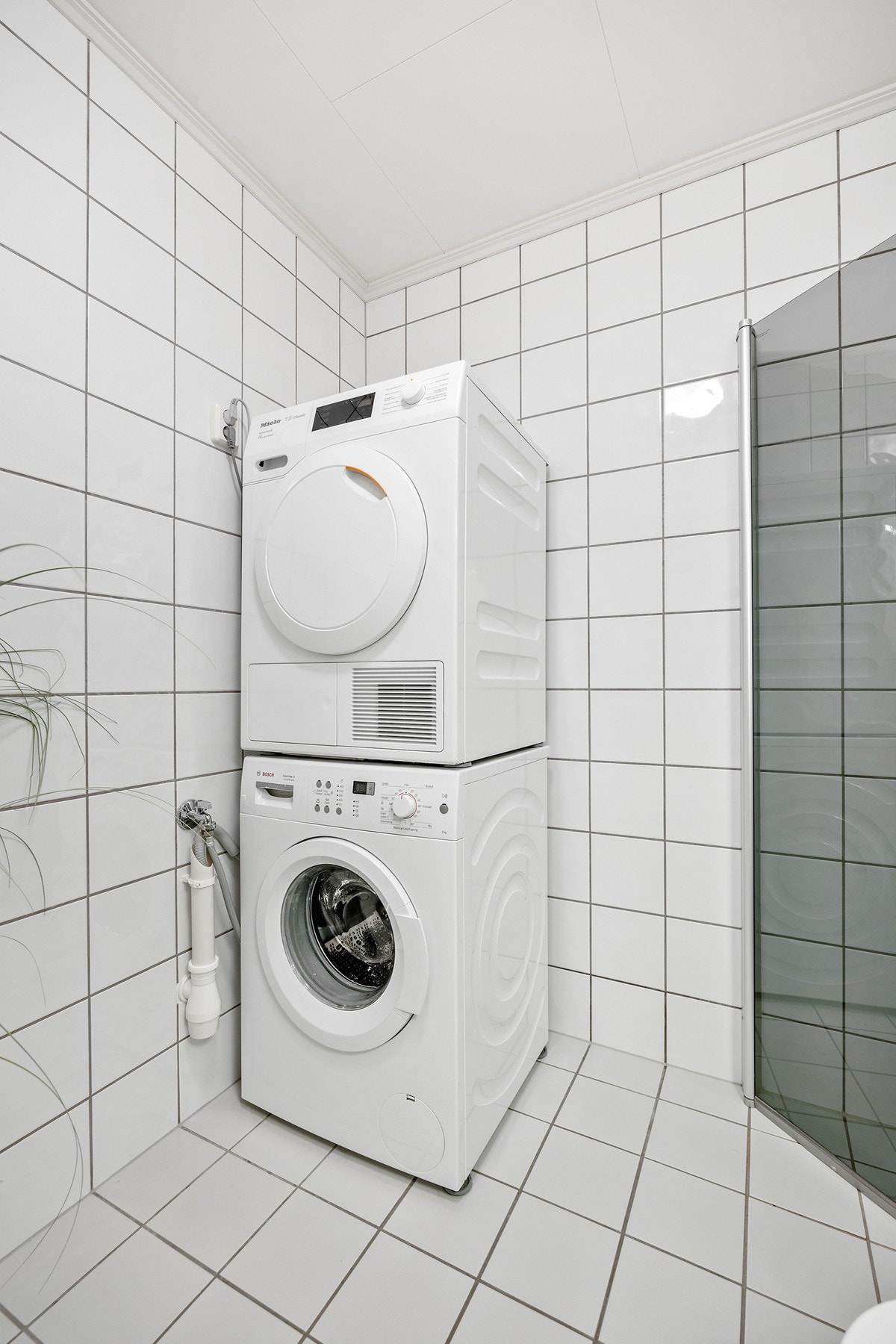 Det er også plass til vaskemaskin og tørketrommel Galleribilde