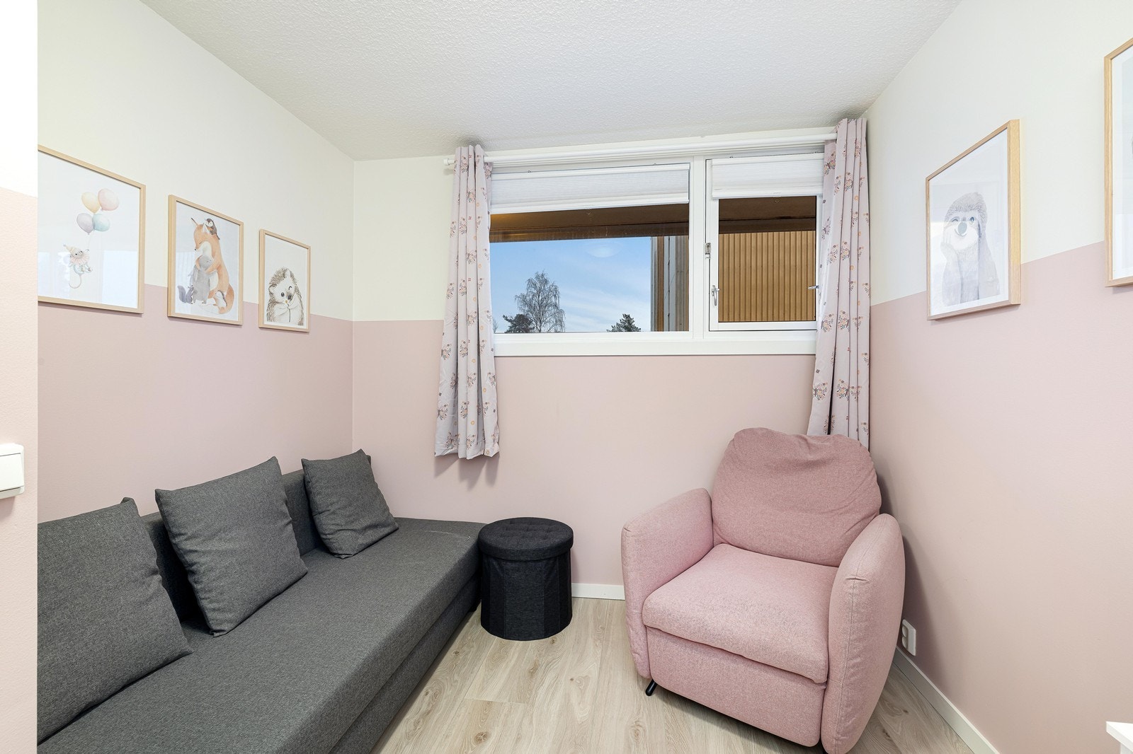 Soverom II. Passer utmerket som barnerom, gjesterom, kontor mm Galleribilde