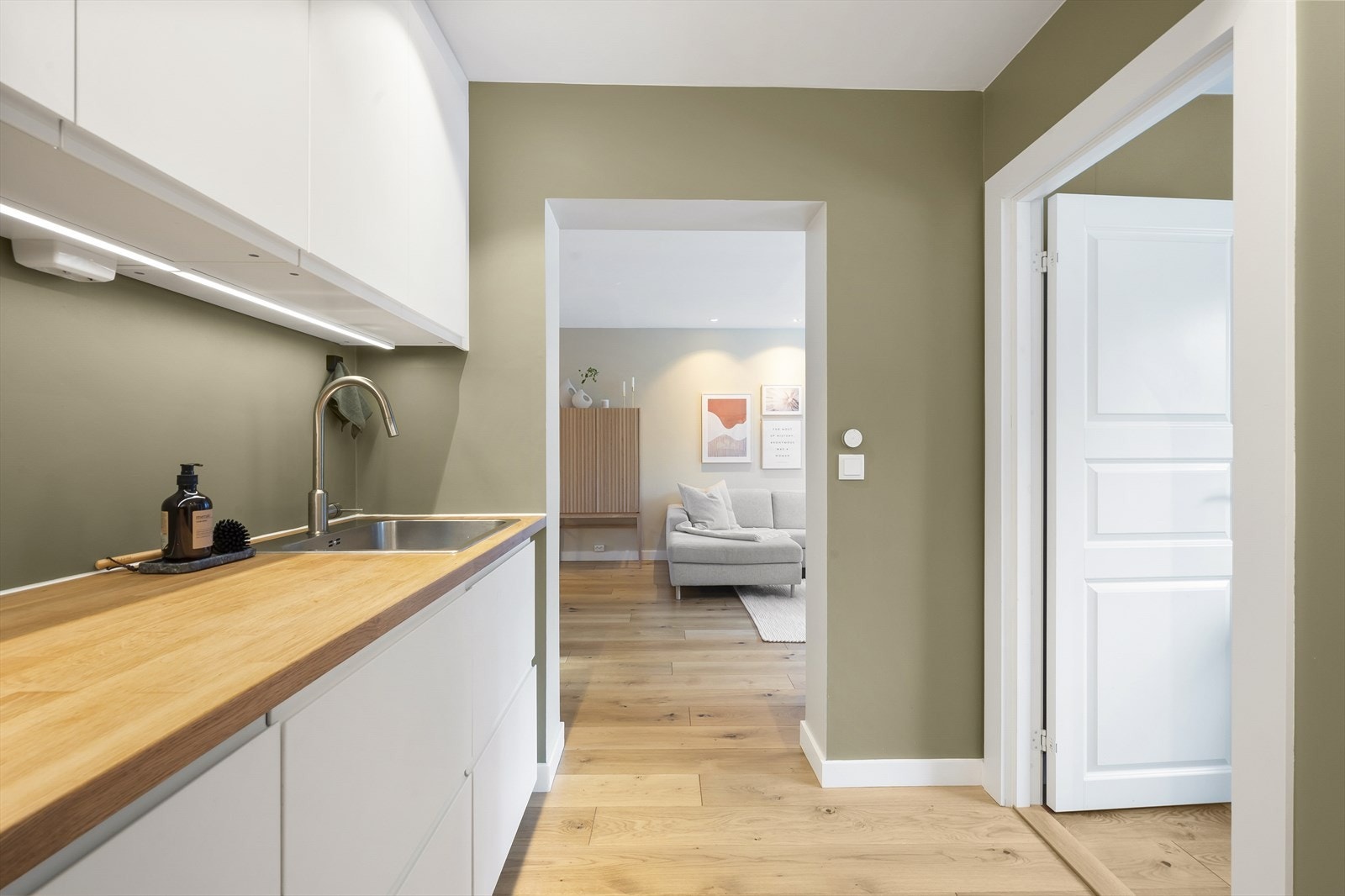 Leiligheten er omgjort fra en 3-roms til 4-roms ved at det er etablert et soverom på opprinnelig kjøkken Galleribilde