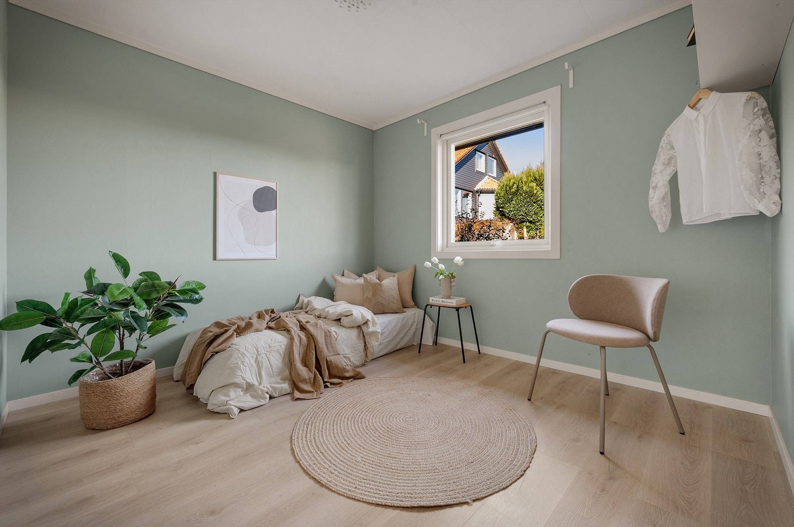 - Soverom 2 passer ypperlig som barne- eller gjesterom - Galleribilde