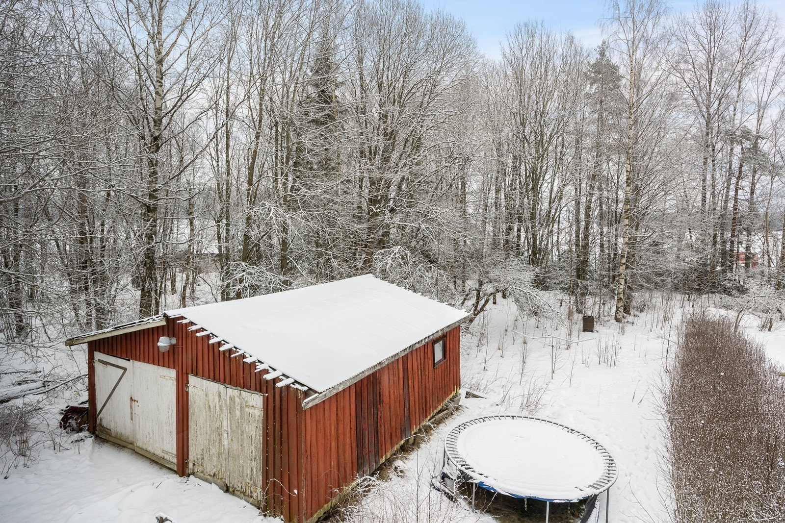 Garasjen. Galleribilde