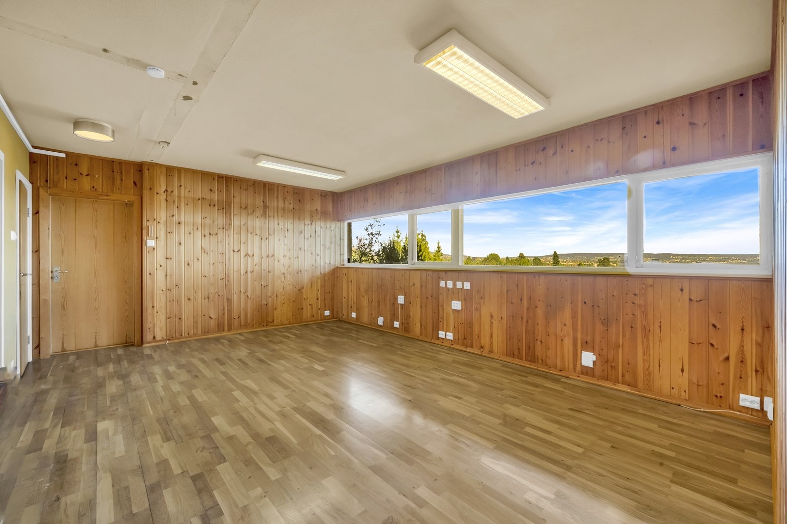 Kontor /soverom i u.etg. Boligen ligger i skrående terreng så etasjen oppleves som 1 etg. Galleribilde