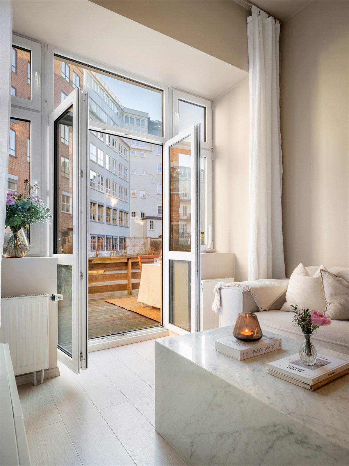 Stue/utgang til terrasse Galleribilde