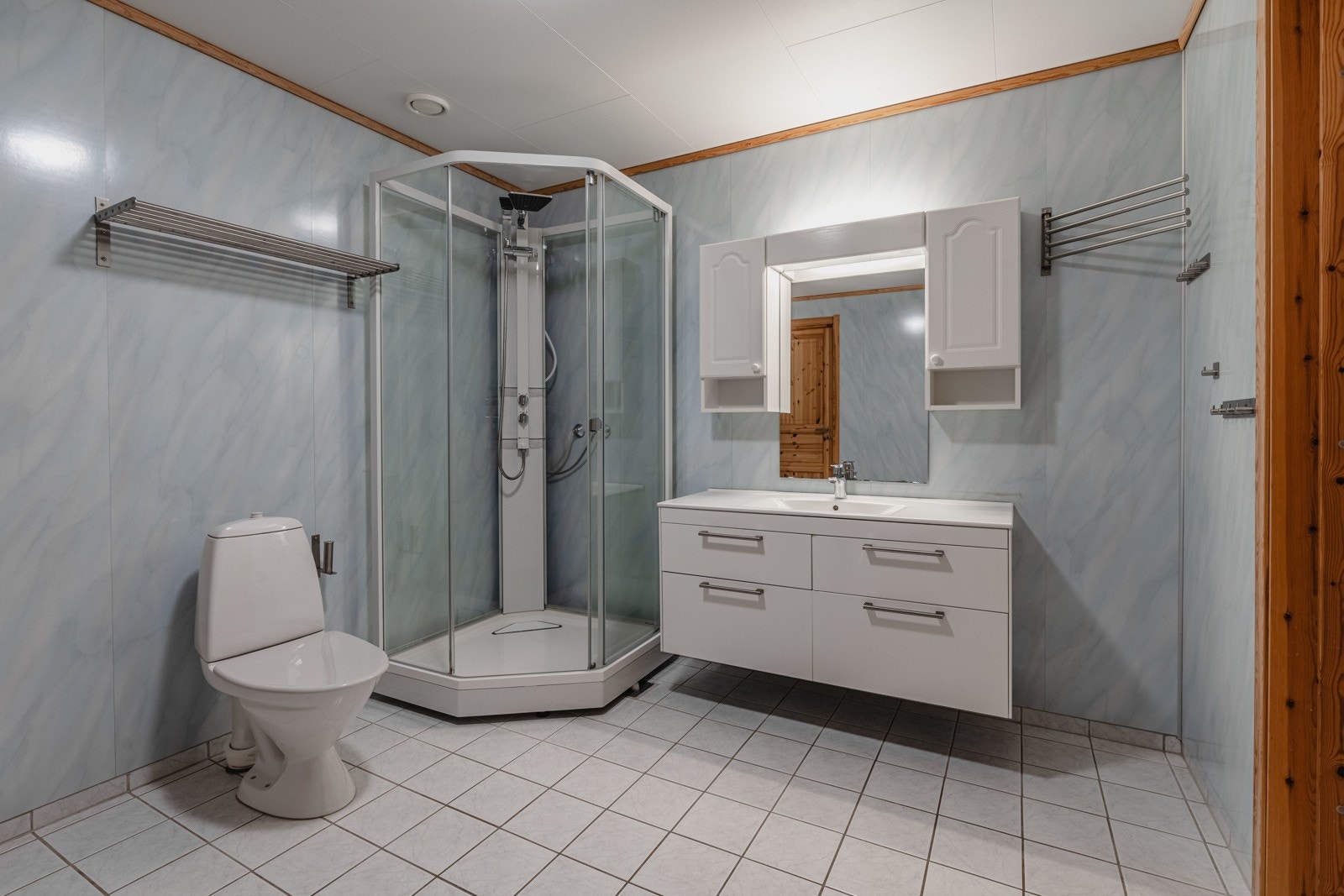 Innredningen har god lagringsplass Galleribilde