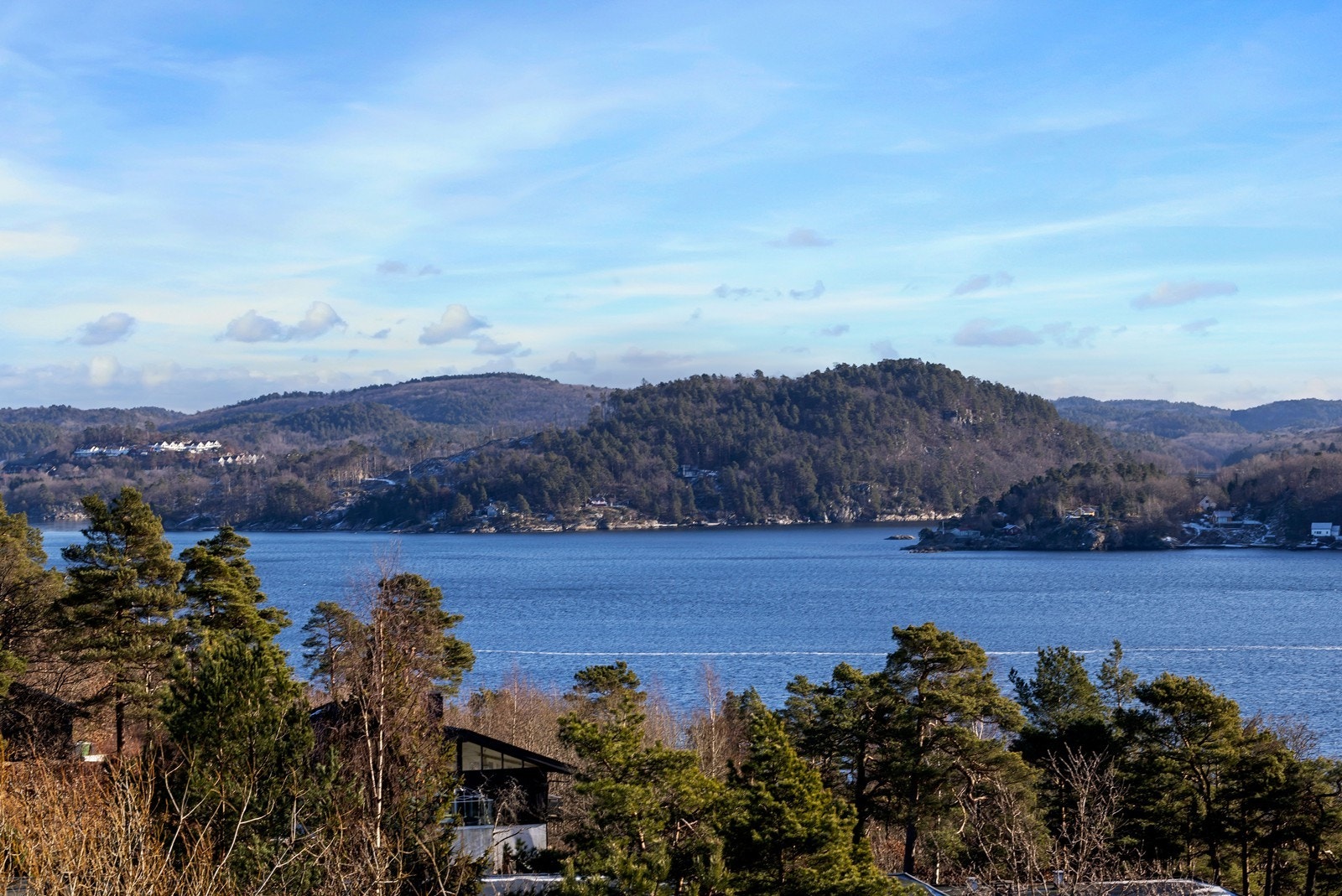 Videre følgen bilder av uteområde og utsikt Galleribilde