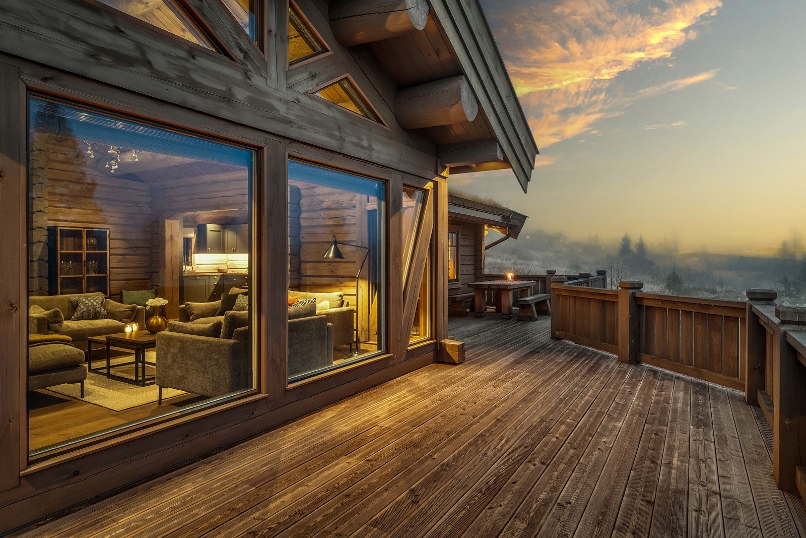 Stor terrasse med meget gode solforhold. Galleribilde