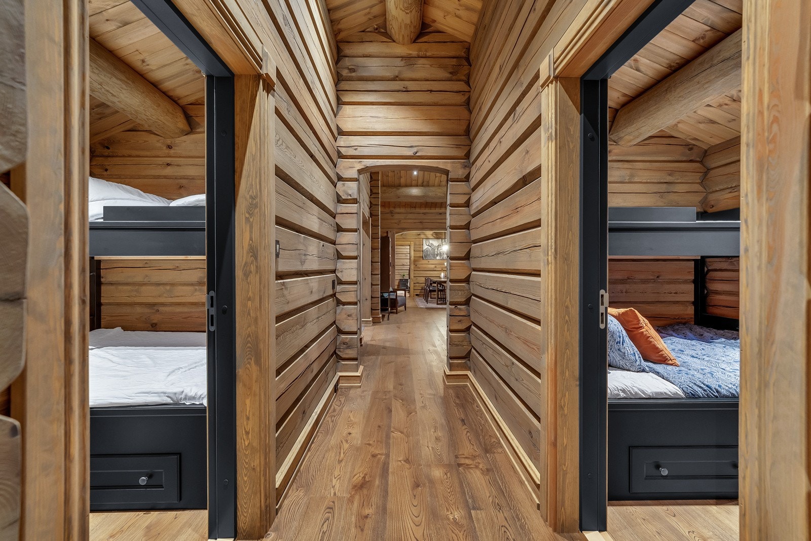 Hytta bærer preg av en god planløsning. Galleribilde