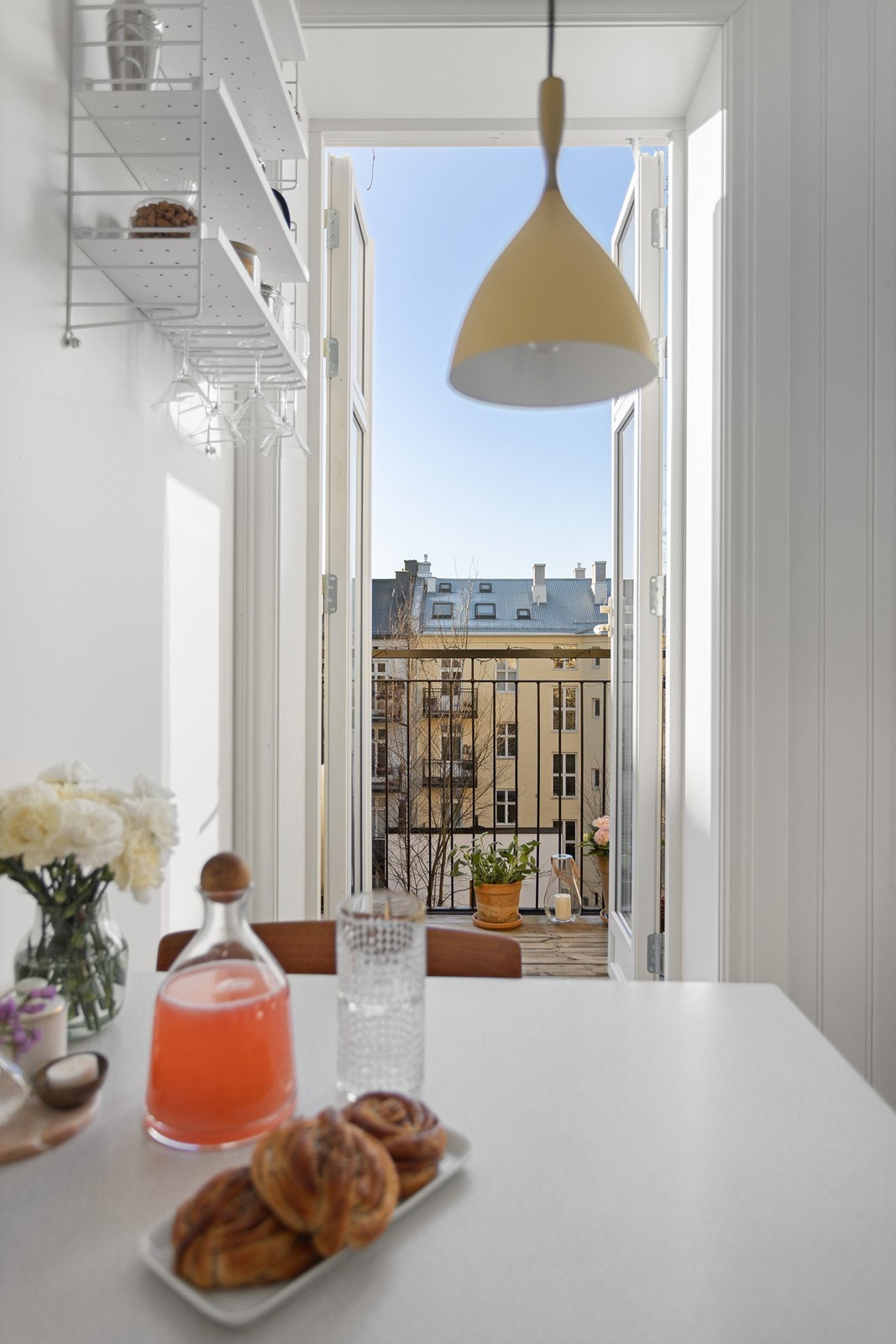 Leiligheten har svært gode lysforhold. Galleribilde