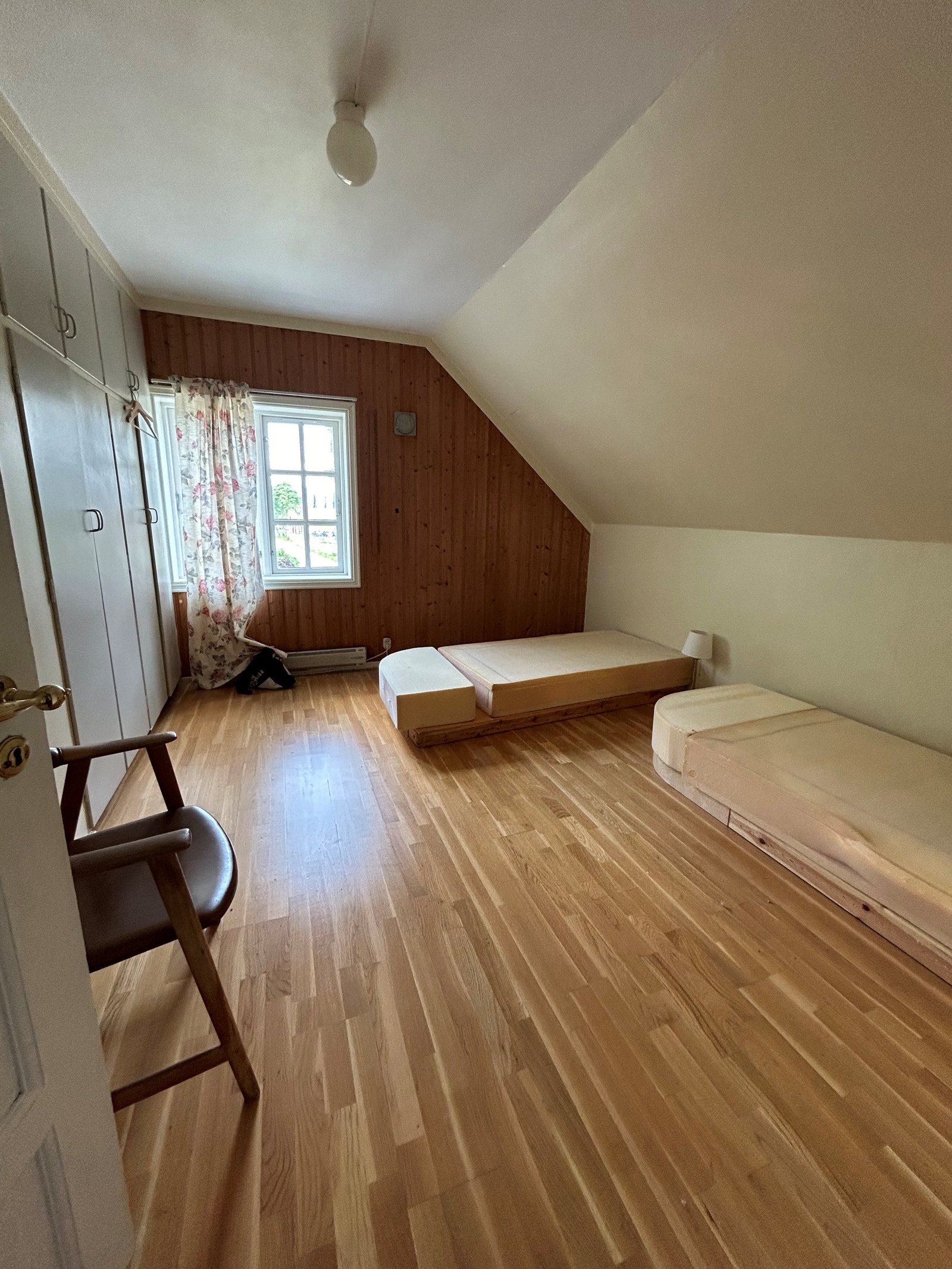 Soverom i hoveddelen i eneboligen Galleribilde