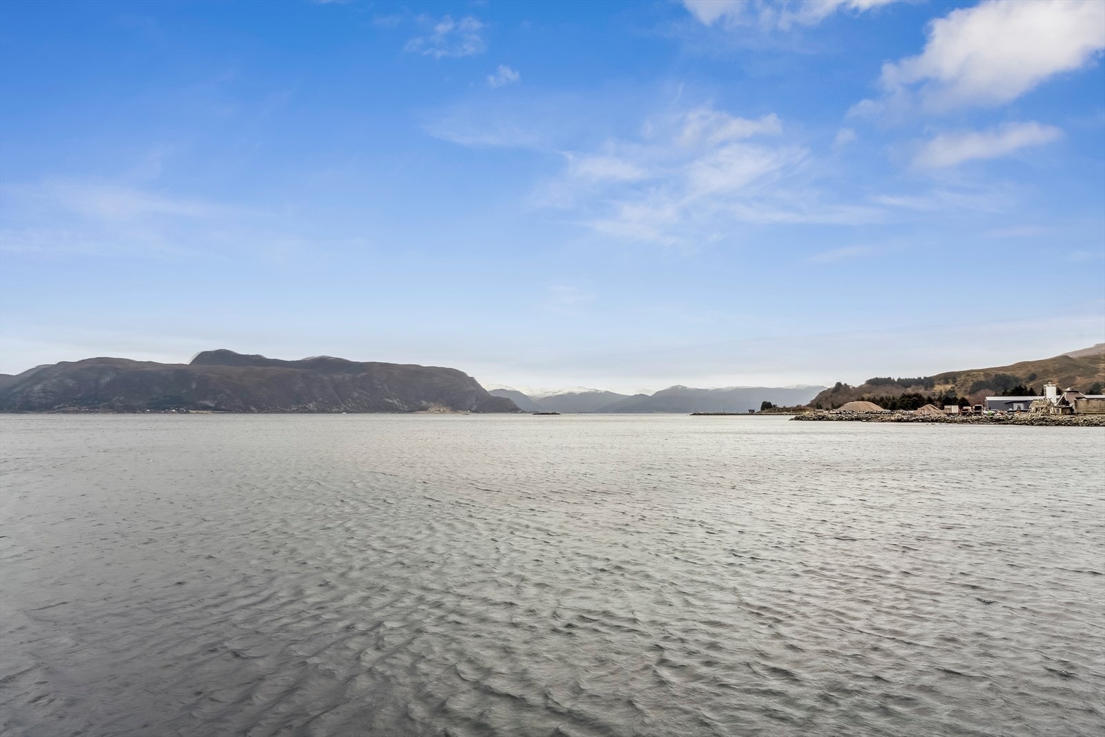 Husk å meld deg på til visning via annonsen eller ved å kontakte megler. Galleribilde