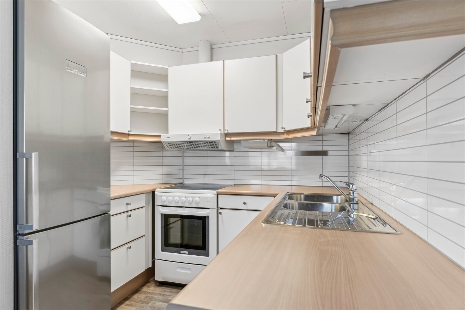 Alle hvitevarer på kjøkken medfølger Galleribilde