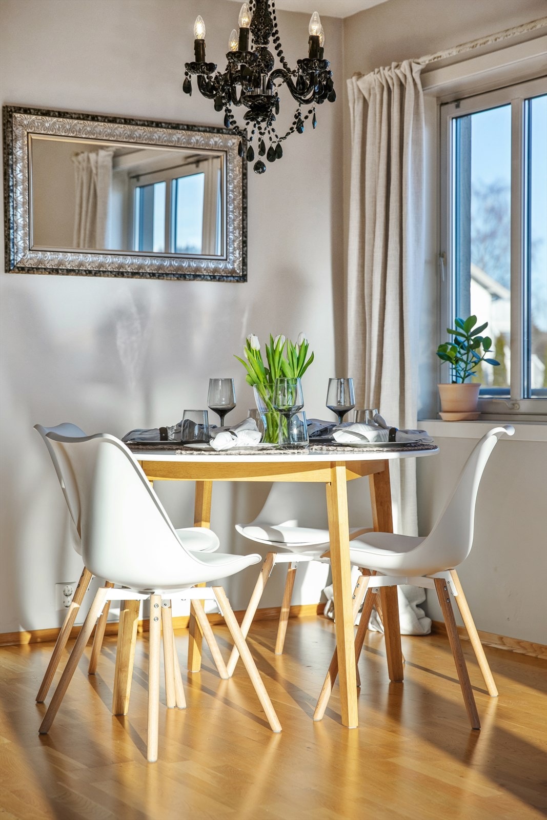 Lys og lun leilighet! Galleribilde