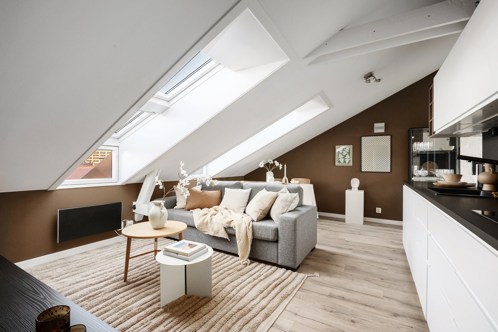 Her bor man høyt, fritt og skjermet med nærhet til det pulserende livet på Grünerløkka og Torshov Galleribilde