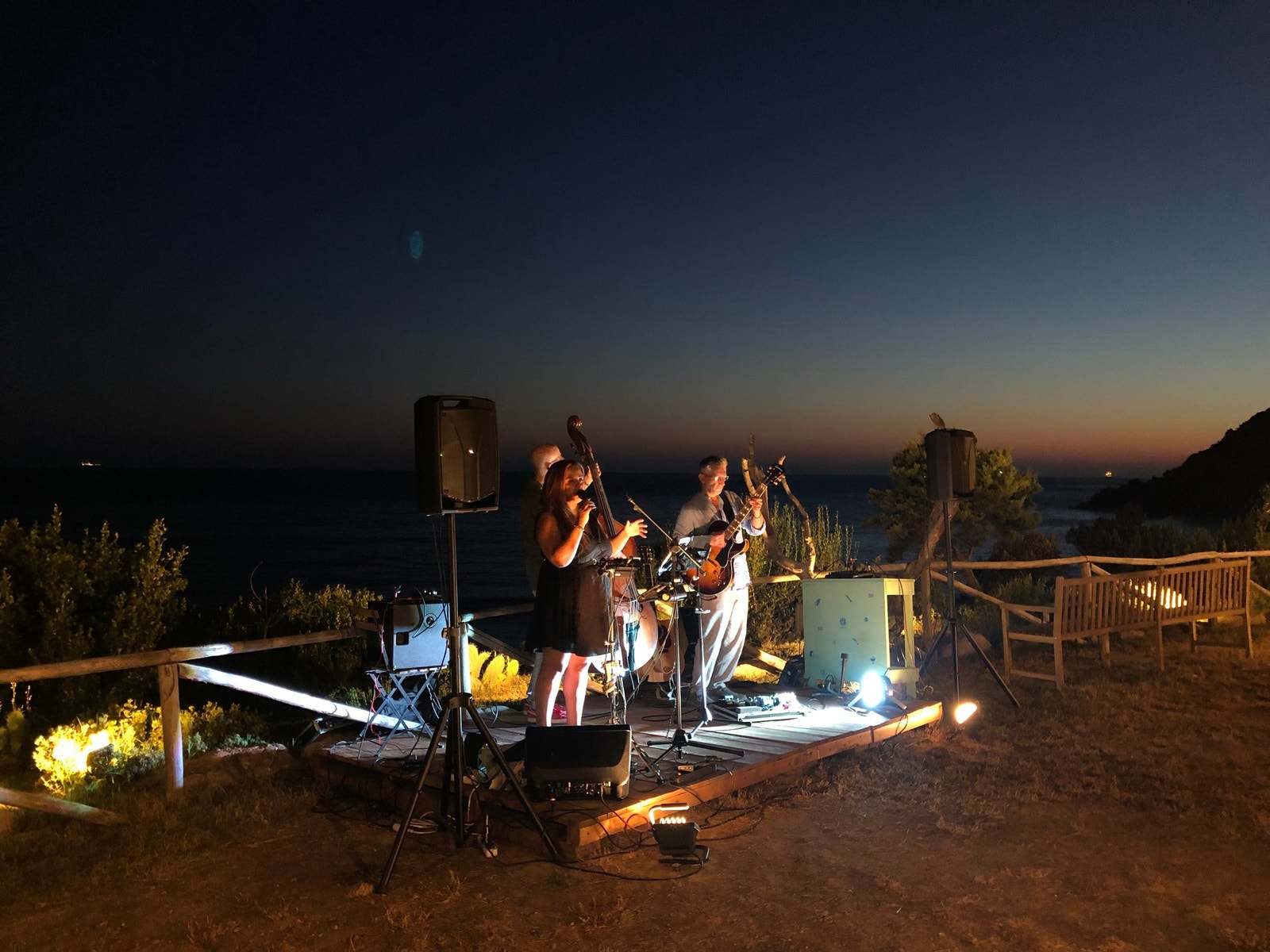 Live band på Lentisco i Quercianella Galleribilde