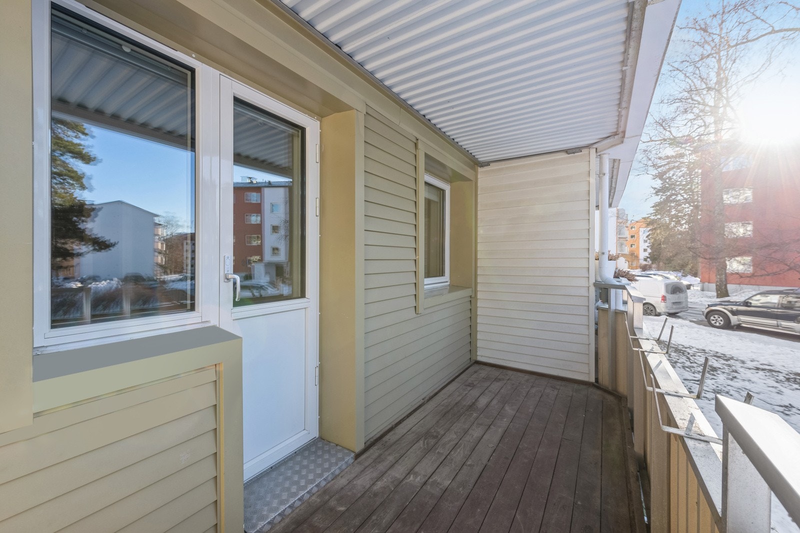 Ny balkongdør og nye vinduer ble satt inn i 2010 (i regi av borettslaget). Galleribilde