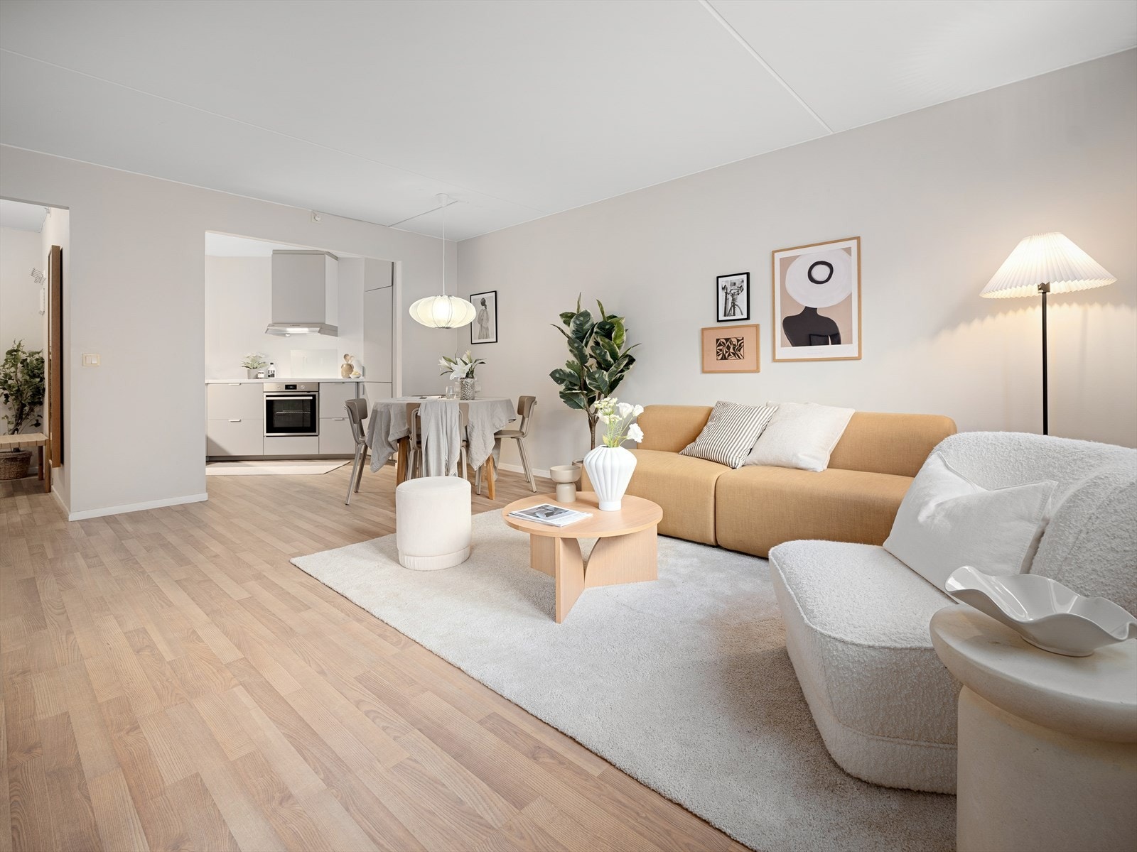 Felleskostnadene er på kr 5 693,-. Galleribilde