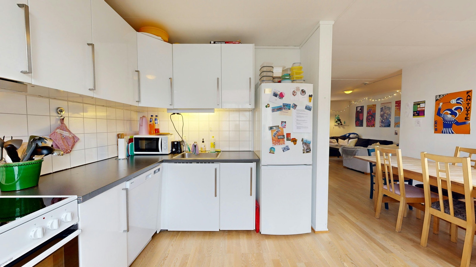 Kjøkken mot stue Galleribilde