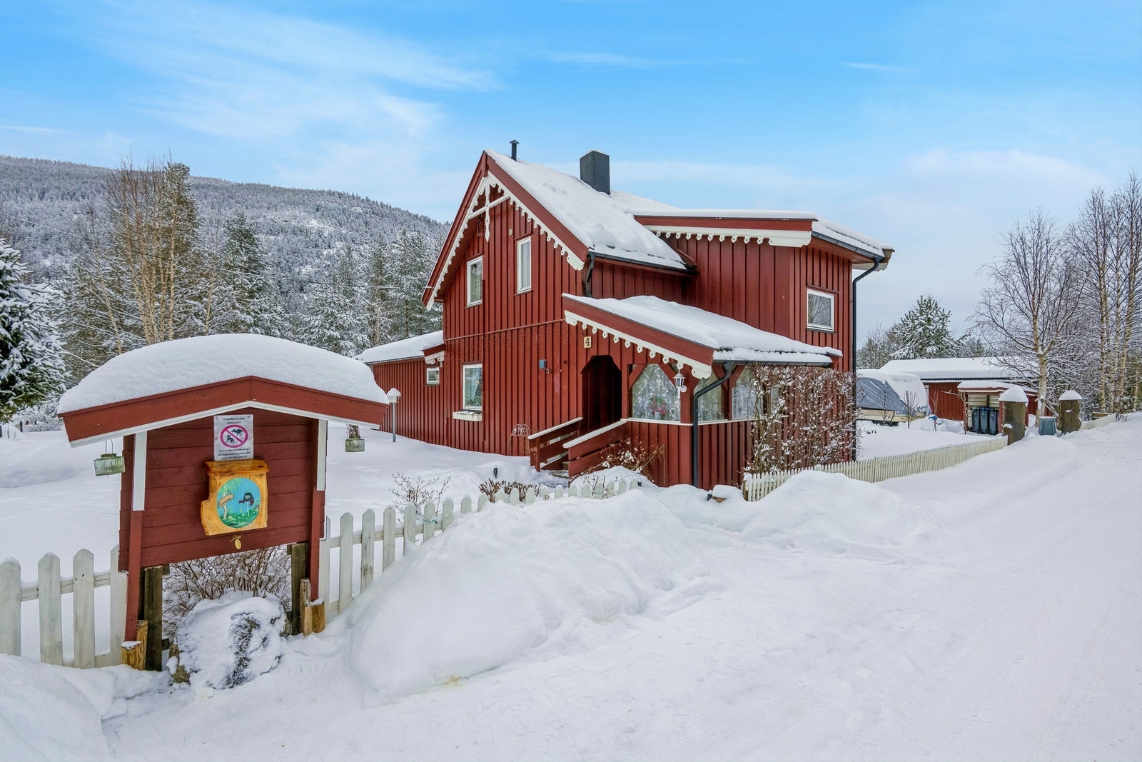 Velkommen til Glopveien 4, sentralt på Atna! Galleribilde