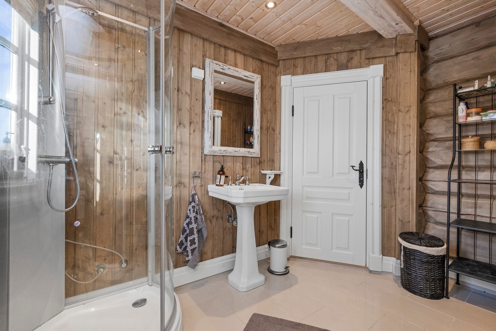 Badet har en sjarmerende stil Galleribilde