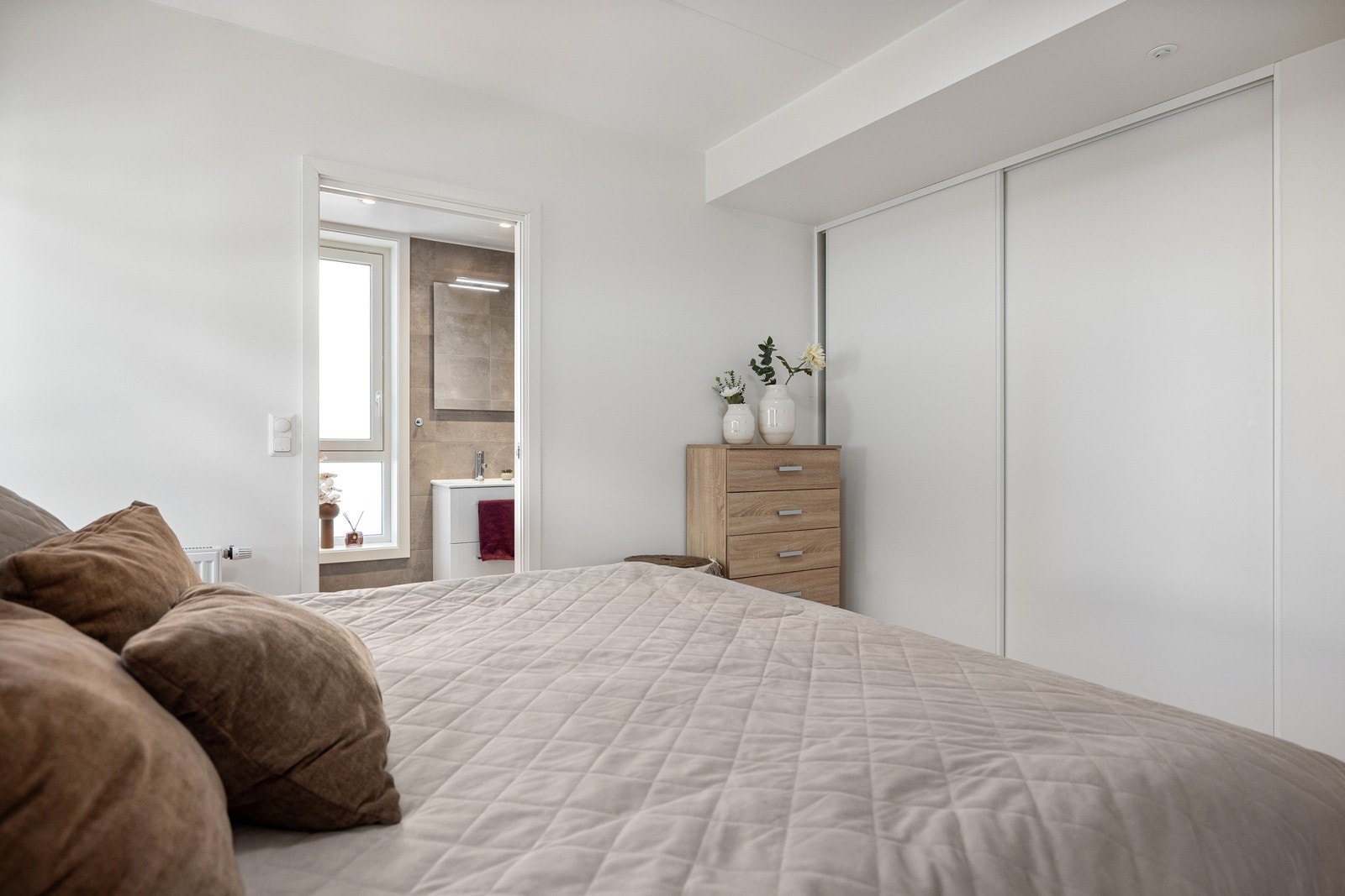 Ensuite baderom. Galleribilde