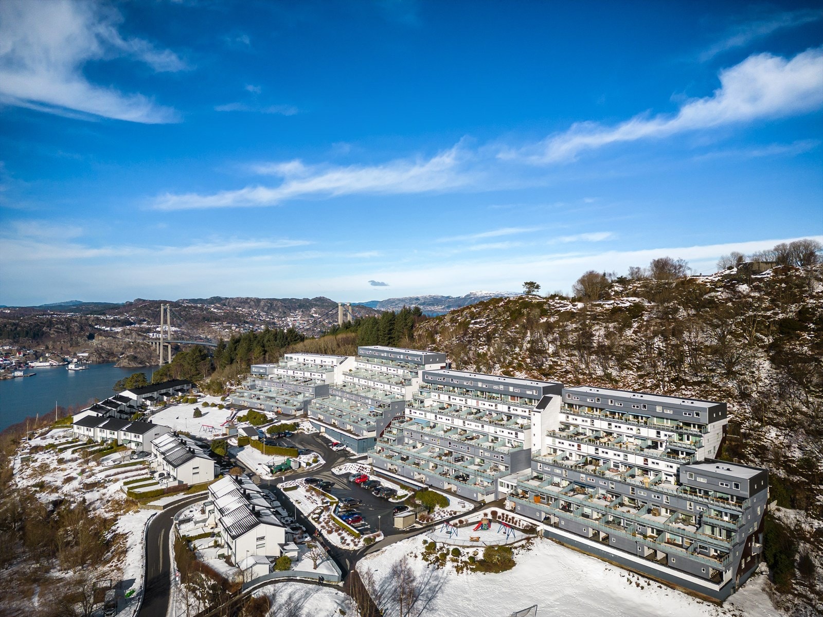 Her bor du i populære Olsvikstallen borettslag, med alt en trenger i umiddelbar nærhet. Galleribilde