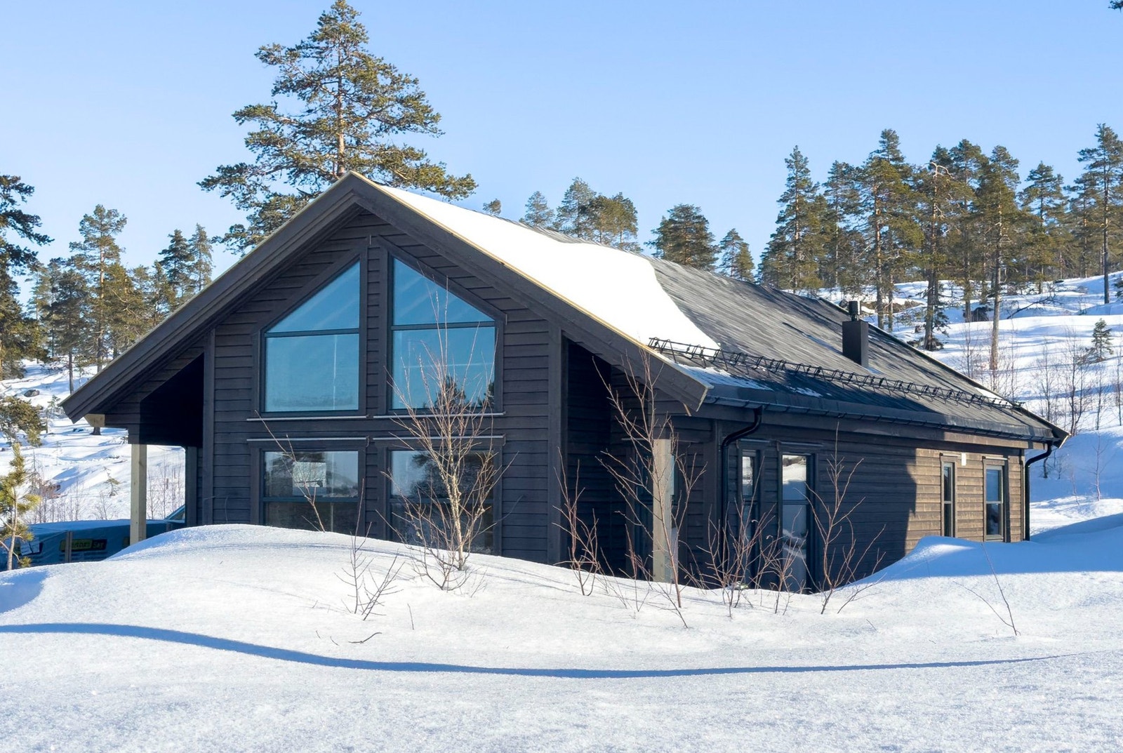 Denne flotte hyttemodellen fra Nordlyshytter er innflyttingsklar Galleribilde