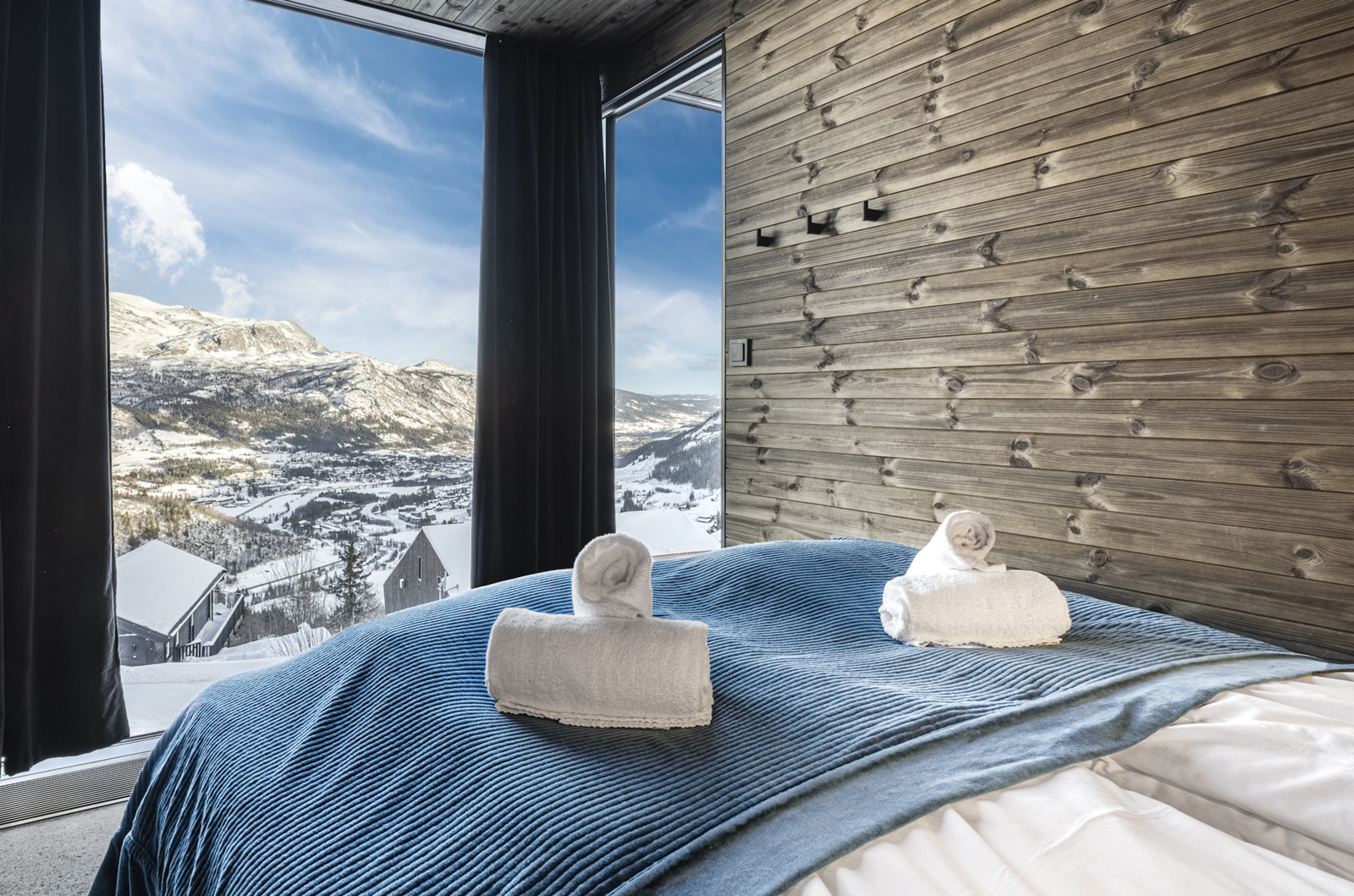 Flere av soverommene har dobbeltseng. Galleribilde