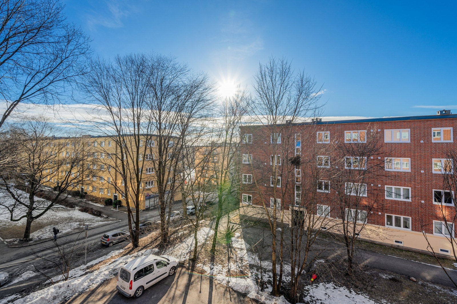 Utsyn fra stuevinduene. Galleribilde