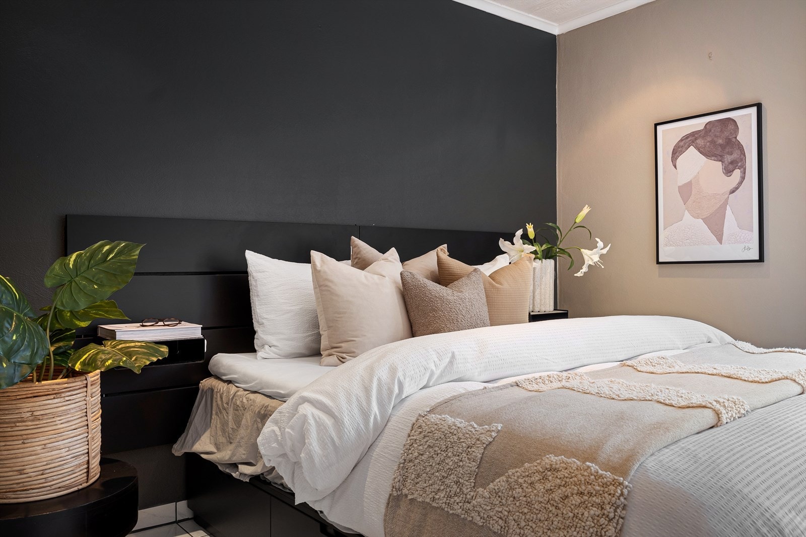 Et innbydende og luftig soverom. Galleribilde