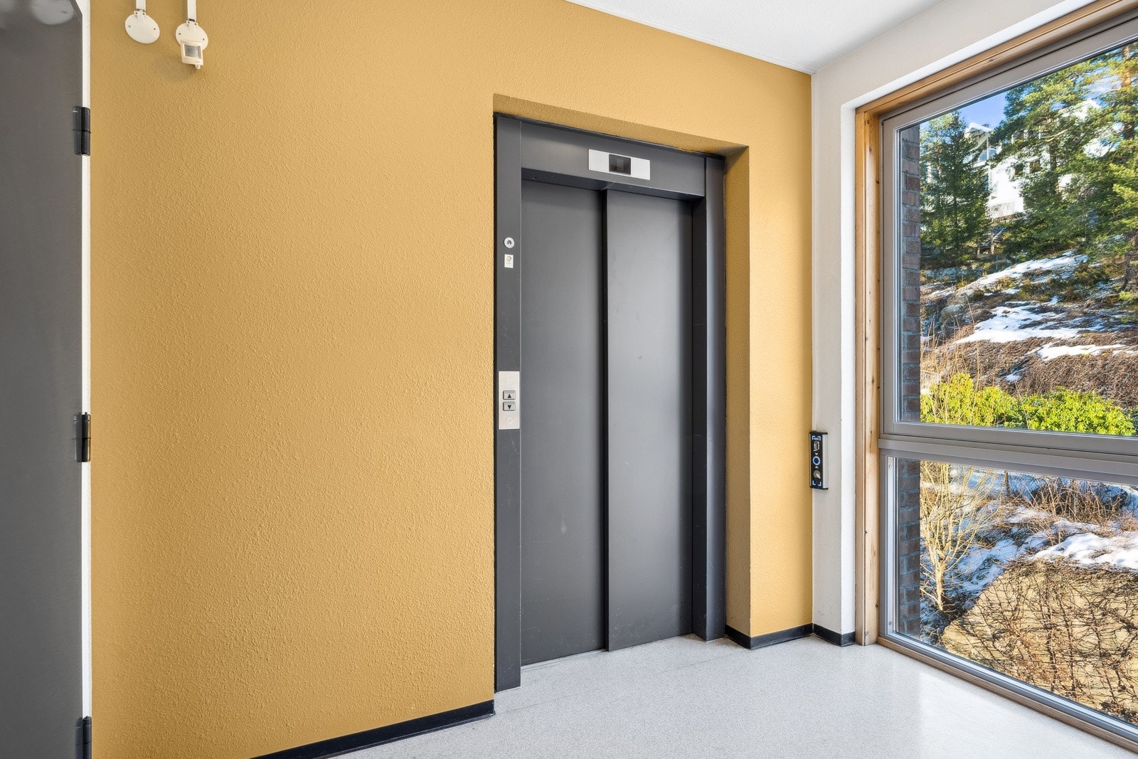 Heis direkte til etasjeplan Galleribilde