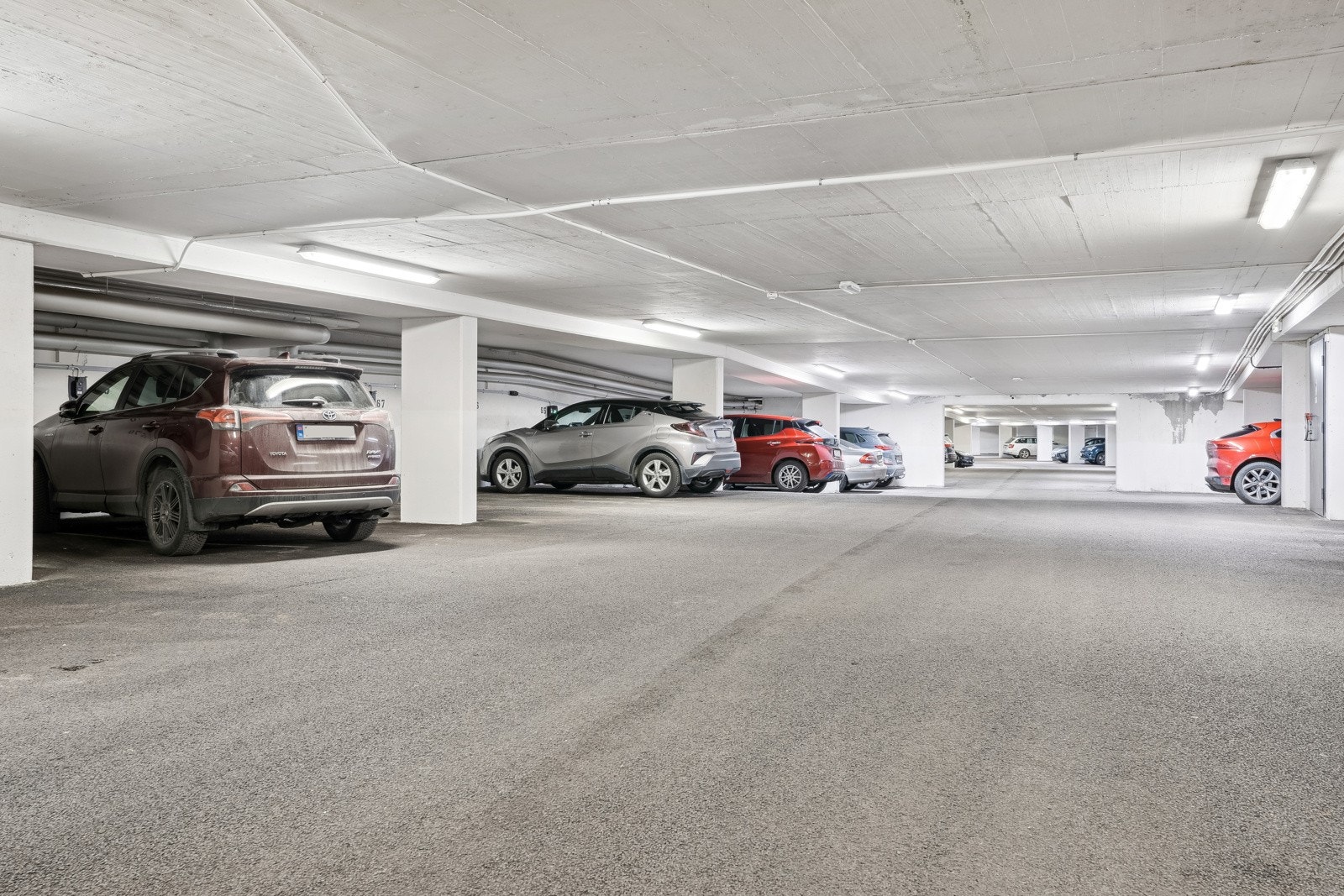 Det er muligheter for leie av parkeringsplass under bygget Galleribilde