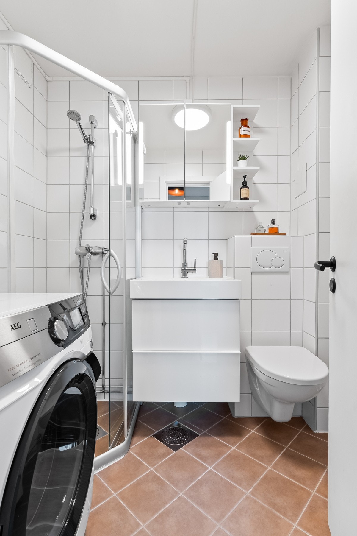 Badet ble totalrehabilitert i regi av borettslaget i 2007/2008, og fremstår som velholdt og pent. Galleribilde