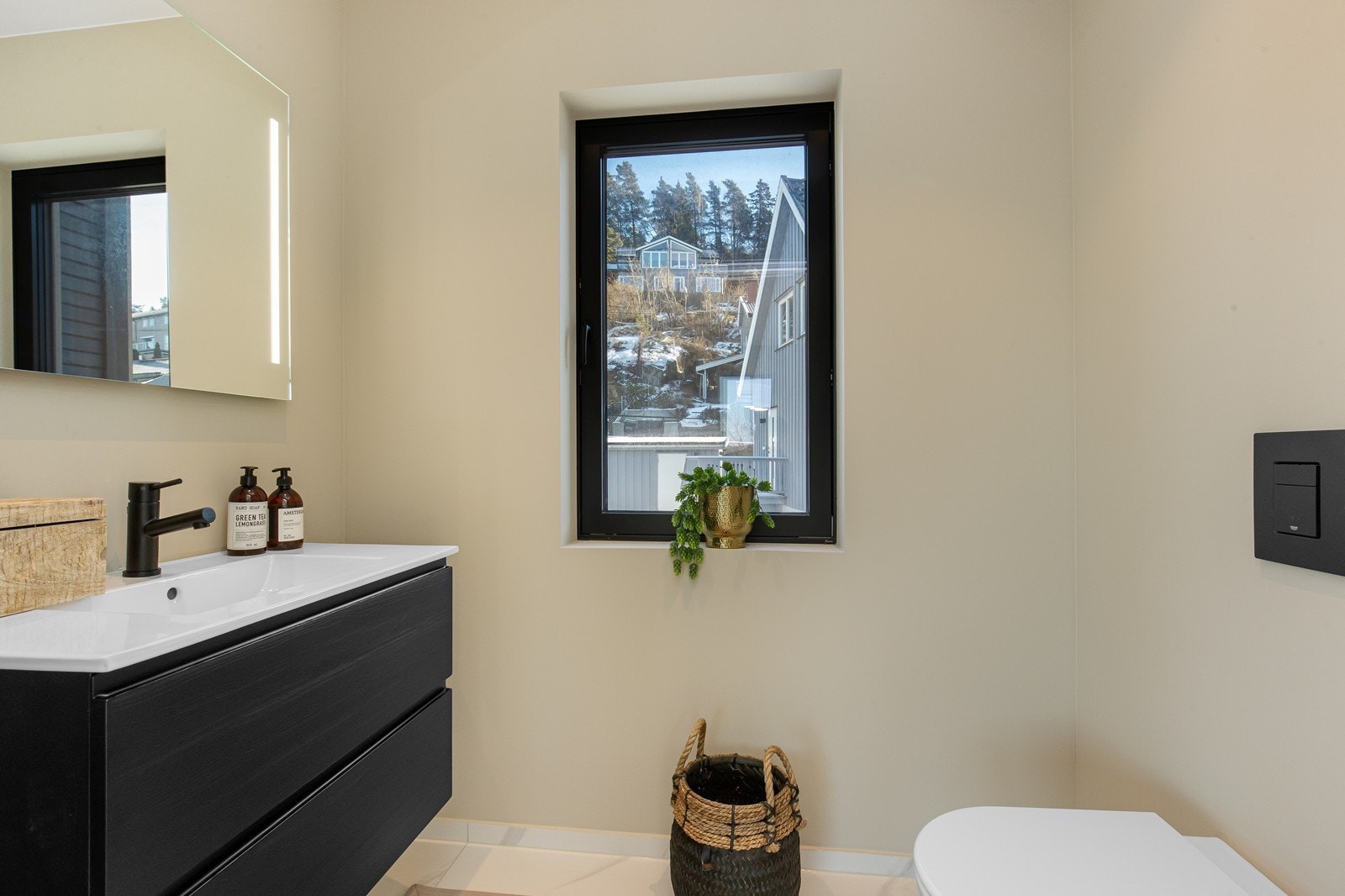 Wc-rom i toppetasjen Galleribilde