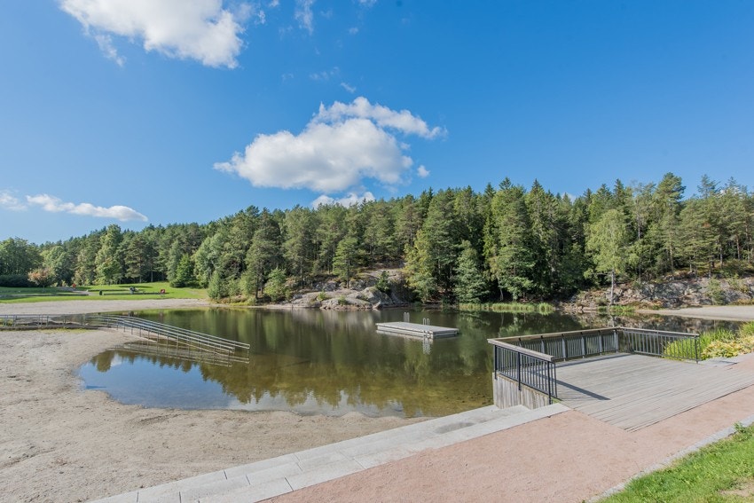 Svarttjern badevann Galleribilde