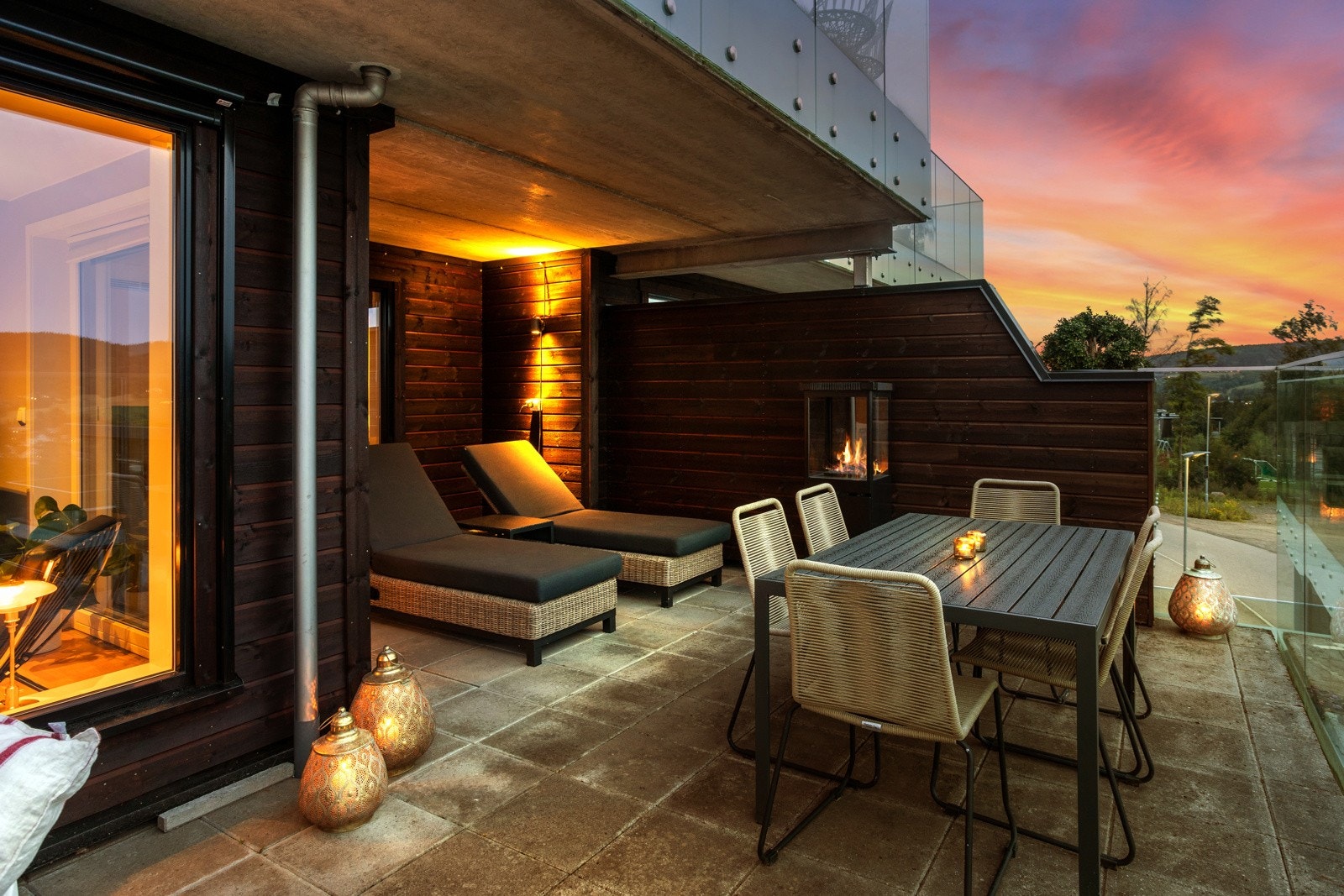 Kveldsstemning fra terrassen Galleribilde