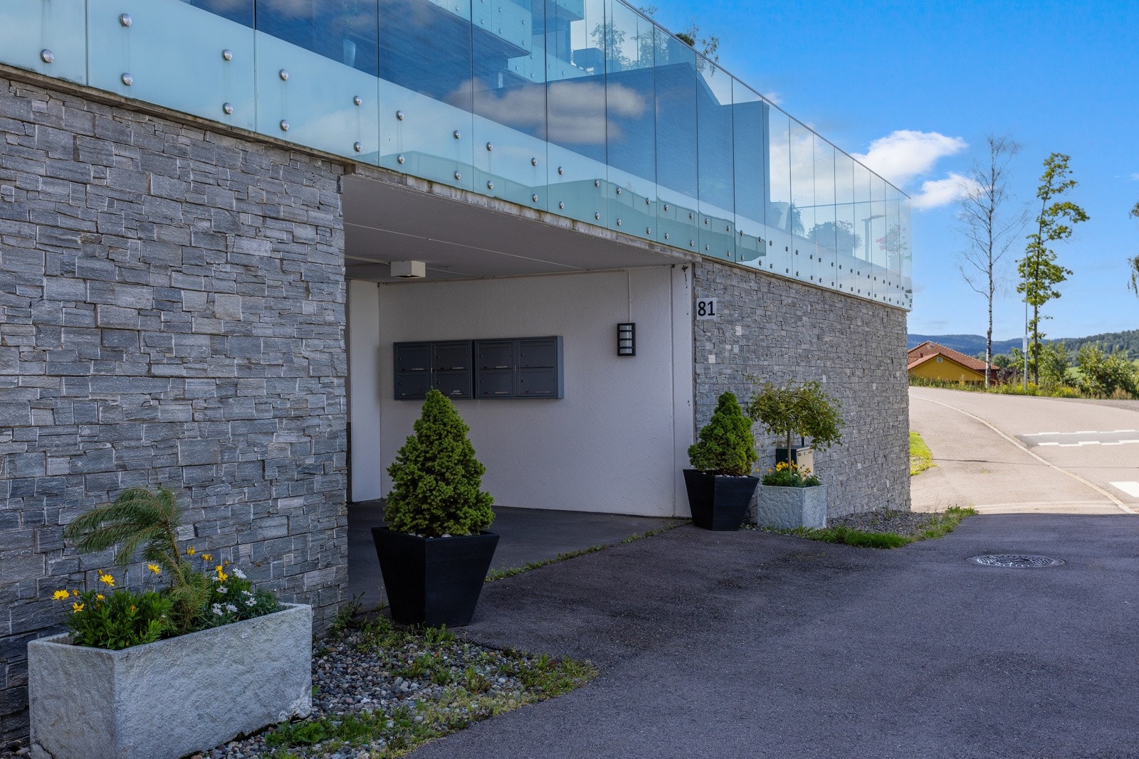 Fellesarealene er pent opparbeidet og gir et umiddelbart godt førsteinntrykk. Galleribilde